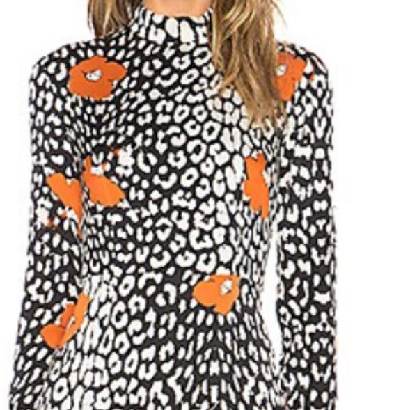 Essentials Antwerp Shift