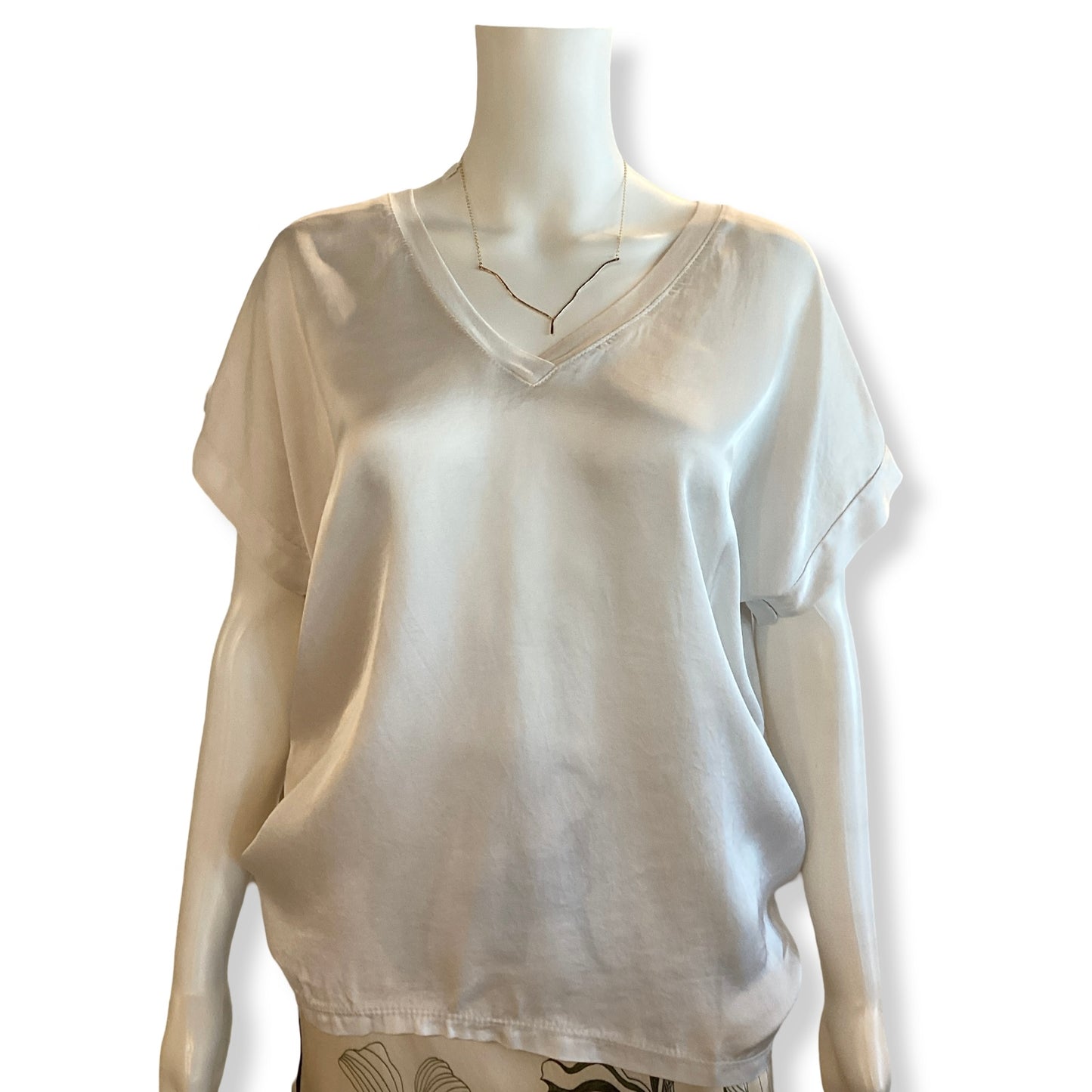 Short sleeve silk tee